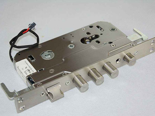 莲池24小时上门开锁公司